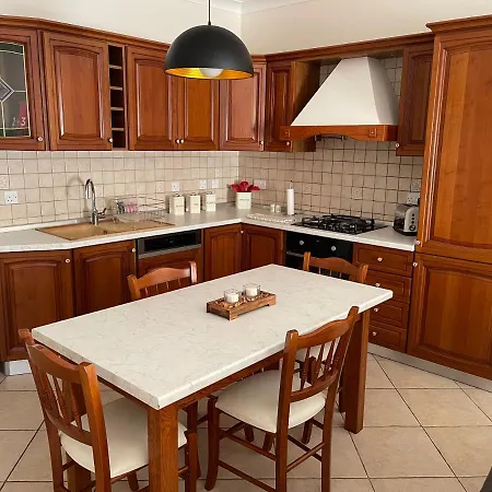 Beautiful With Pool Apartment St. Paul's Bay