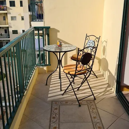 Beautiful With Pool Apartment St. Paul's Bay