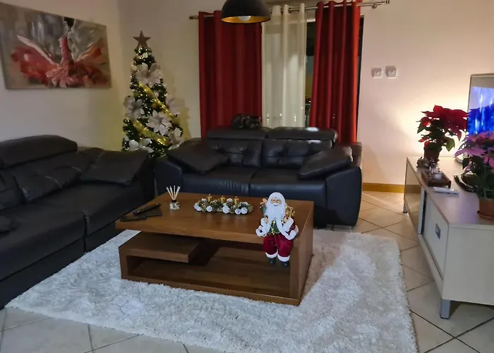 Beautiful With Pool *